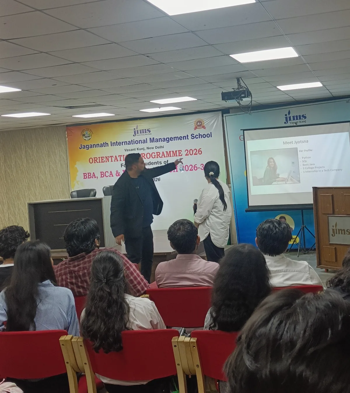 Interactive Case Study Discussion on Stage